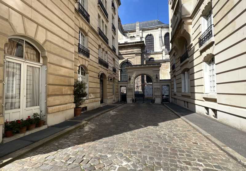 3 Rue Palatine, Paris for lease - Building Photo - Image 3 of 3