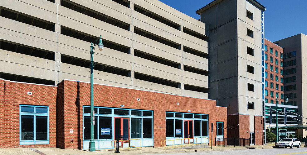 140 Lt George W Lee Ave, Memphis, TN for lease - Building Photo - Image 2 of 2