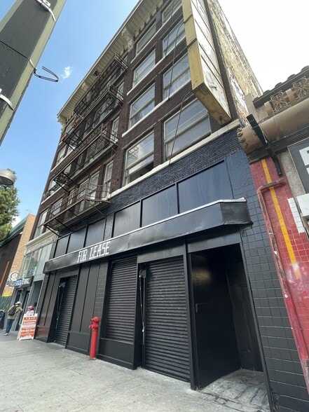 242 S Broadway, Los Angeles, CA for lease - Building Photo - Image 2 of 4