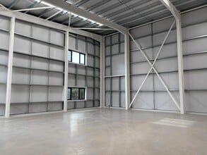 E1-E5 Exeter Rd, Bradninch for lease Interior Photo- Image 2 of 3