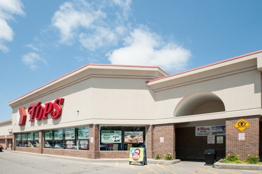 3500 Main St, Amherst, NY 14226 University Plaza