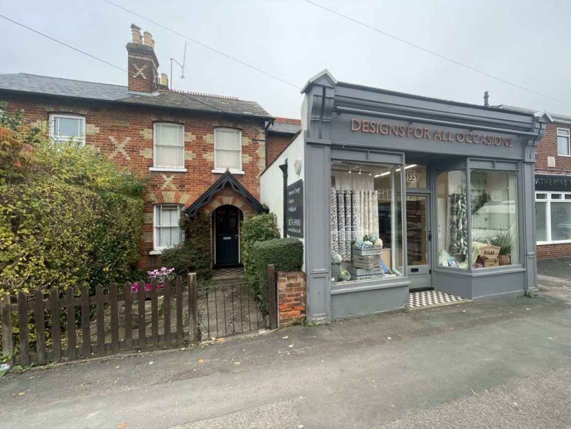 135 Frimley Rd, Camberley for sale Building Photo- Image 1 of 1