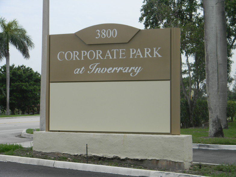 3810 Inverrary Blvd, Lauderhill, FL for sale - Building Photo - Image 3 of 6