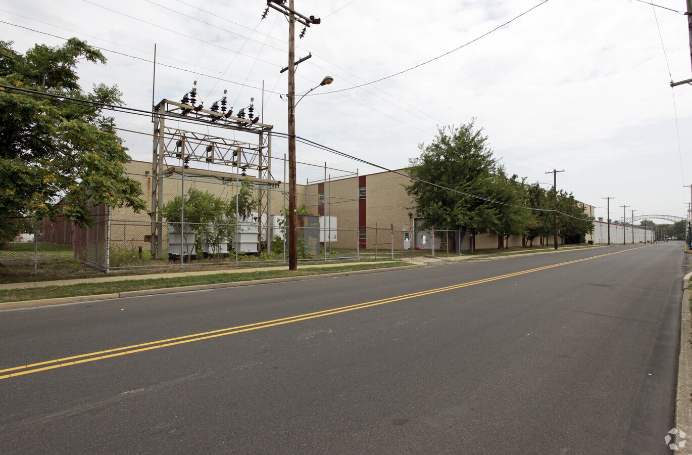 2207 Radcliffe St, Bristol, PA 19007