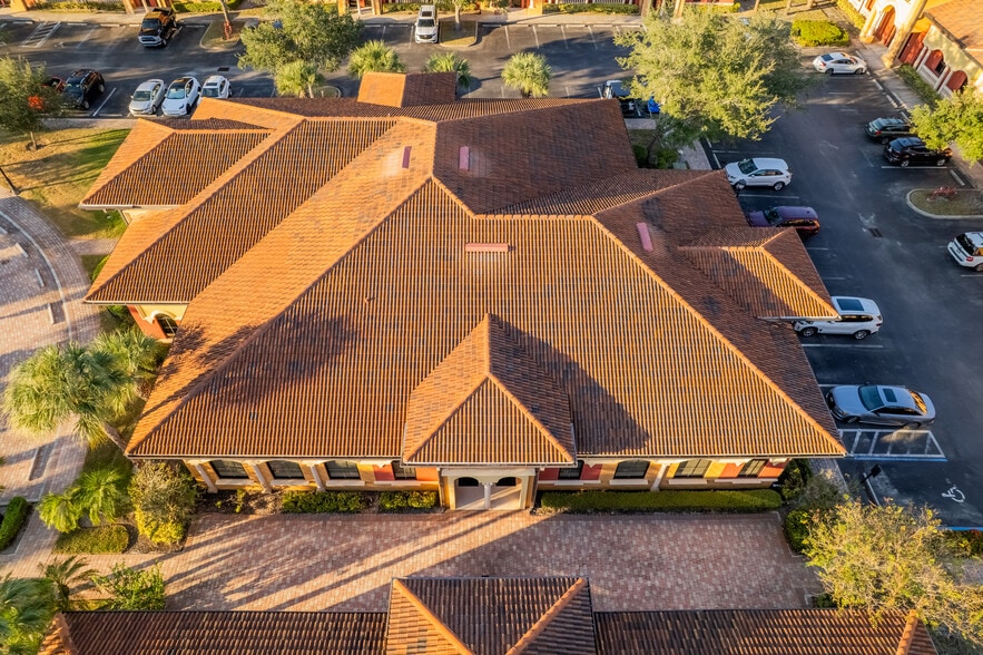 13421 Parker Commons Blvd, Fort Myers, FL for sale - Building Photo - Image 3 of 11