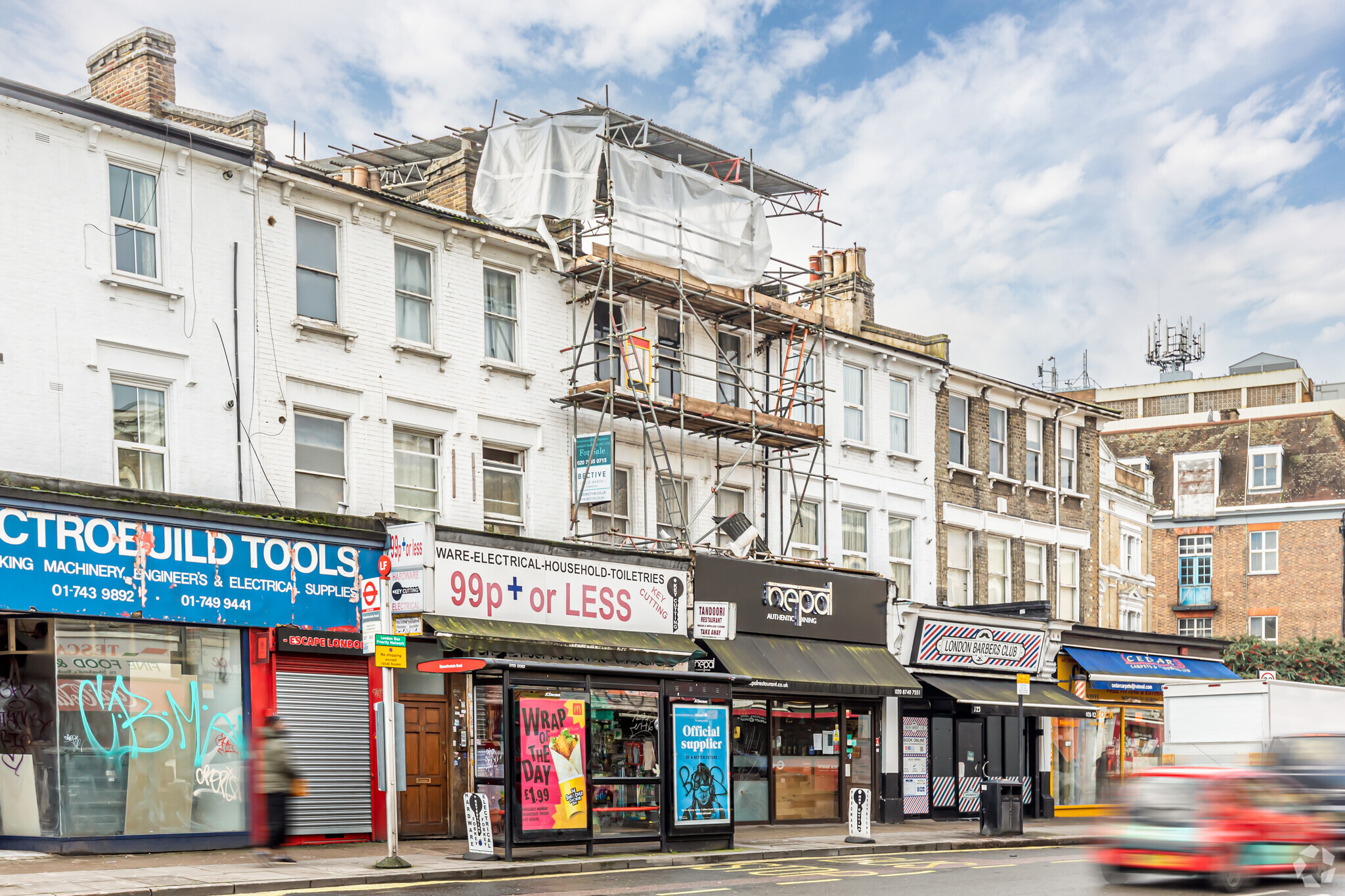 121 Uxbridge Rd, London for sale Primary Photo- Image 1 of 1