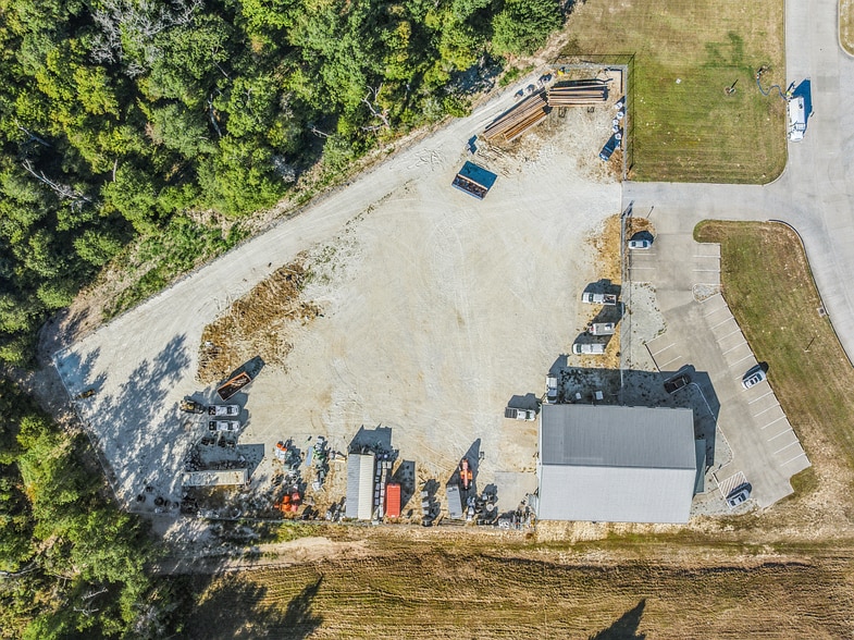 340 Industrial Park Dr, Fairfield, TX for sale - Building Photo - Image 3 of 15