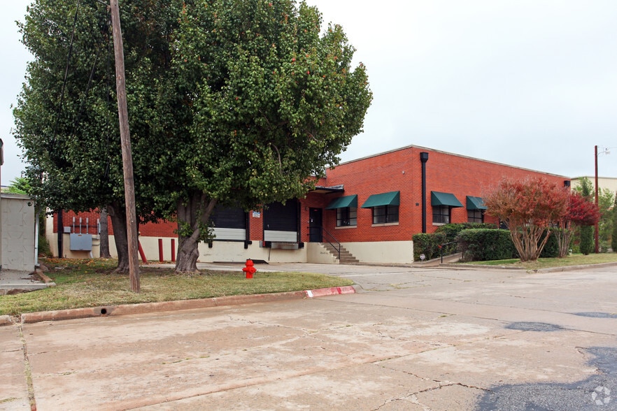 115 NW 44th St, Oklahoma City, OK for sale - Building Photo - Image 2 of 10