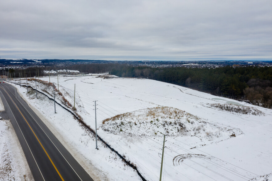 1588 St. John's Sideroad E, Aurora, ON for sale - Building Photo - Image 3 of 7