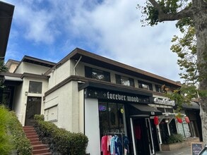 528 Grand Ave, Oakland, CA for lease Interior Photo- Image 2 of 16
