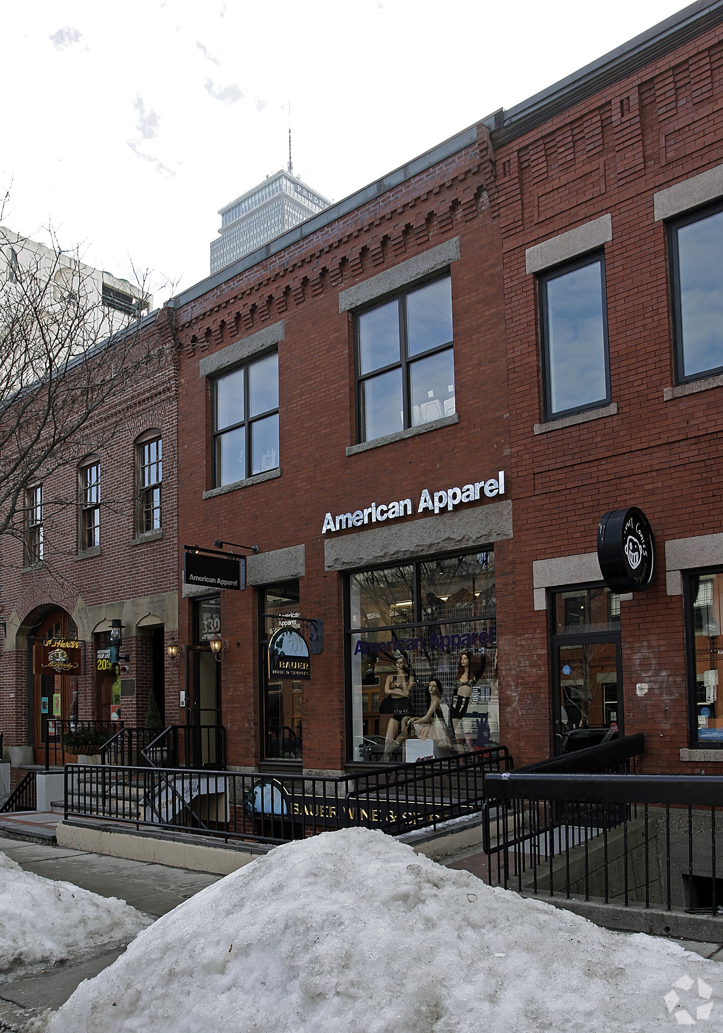 330 Newbury St, Boston, MA for lease Primary Photo- Image 1 of 6