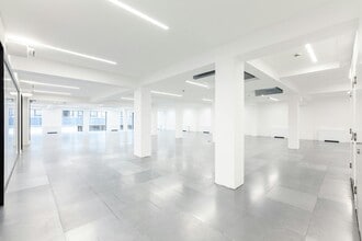30 Market Pl, London for lease Interior Photo- Image 2 of 6