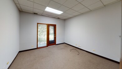 415 W Golf Rd, Arlington Heights, IL for lease Building Photo- Image 2 of 6