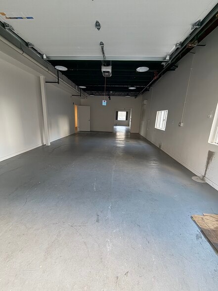 5 Mott Ave, Norwalk, CT for lease - Building Photo - Image 3 of 9