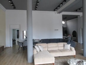 1 Aldermans Hl, London for lease Interior Photo- Image 1 of 3