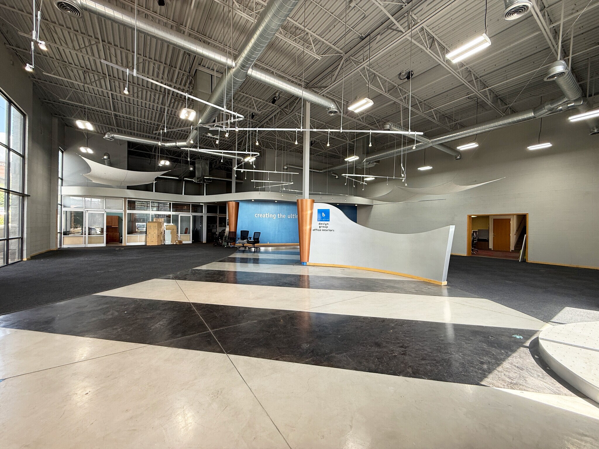 780 N 1200 W, Orem, UT for lease Interior Photo- Image 1 of 7