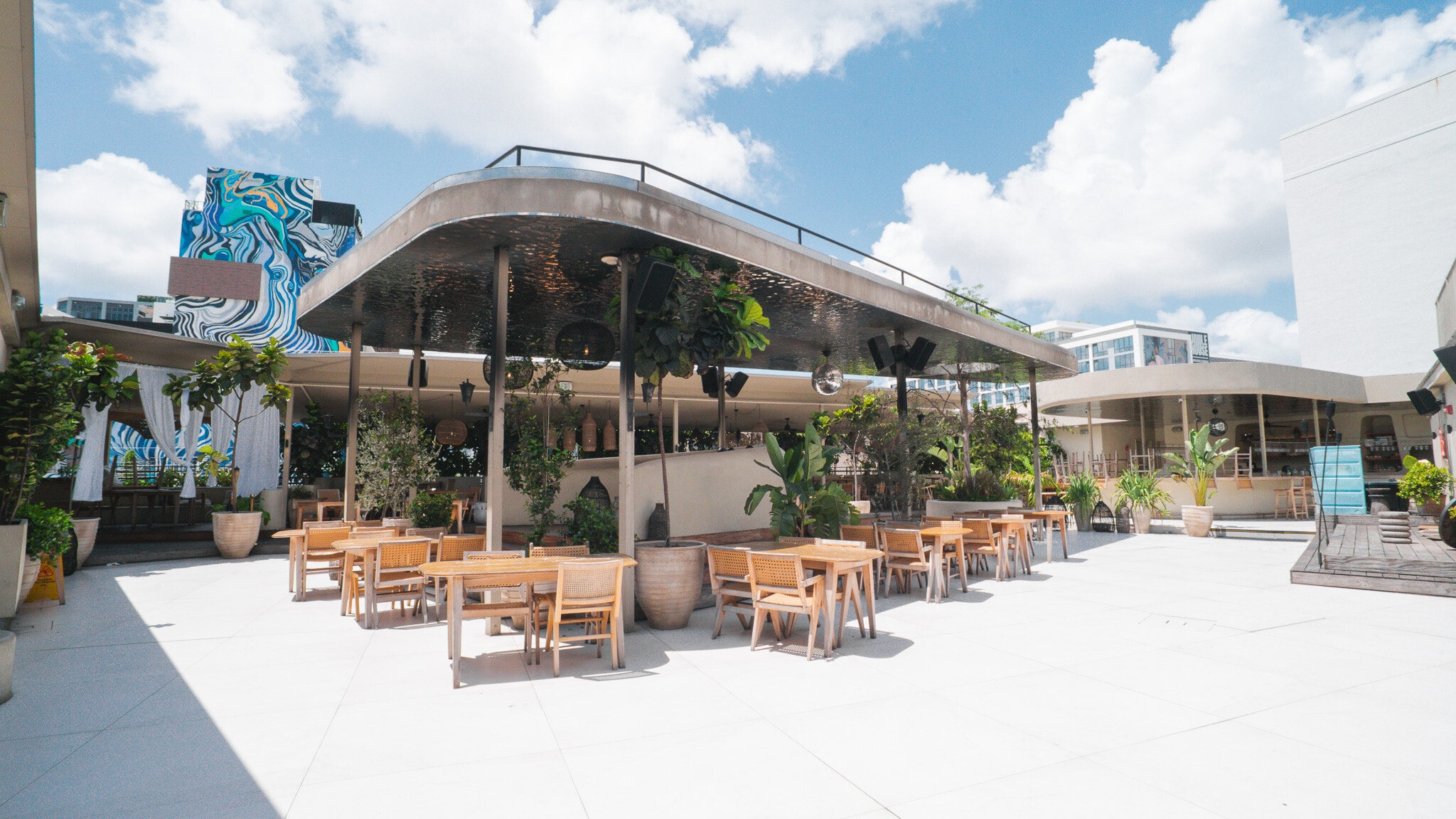 43-75 NW 23rd St, Miami, FL for lease Building Photo- Image 1 of 25