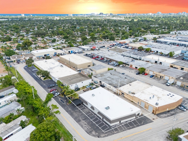610 NE 29th St, Pompano Beach, FL for lease - Building Photo - Image 3 of 39