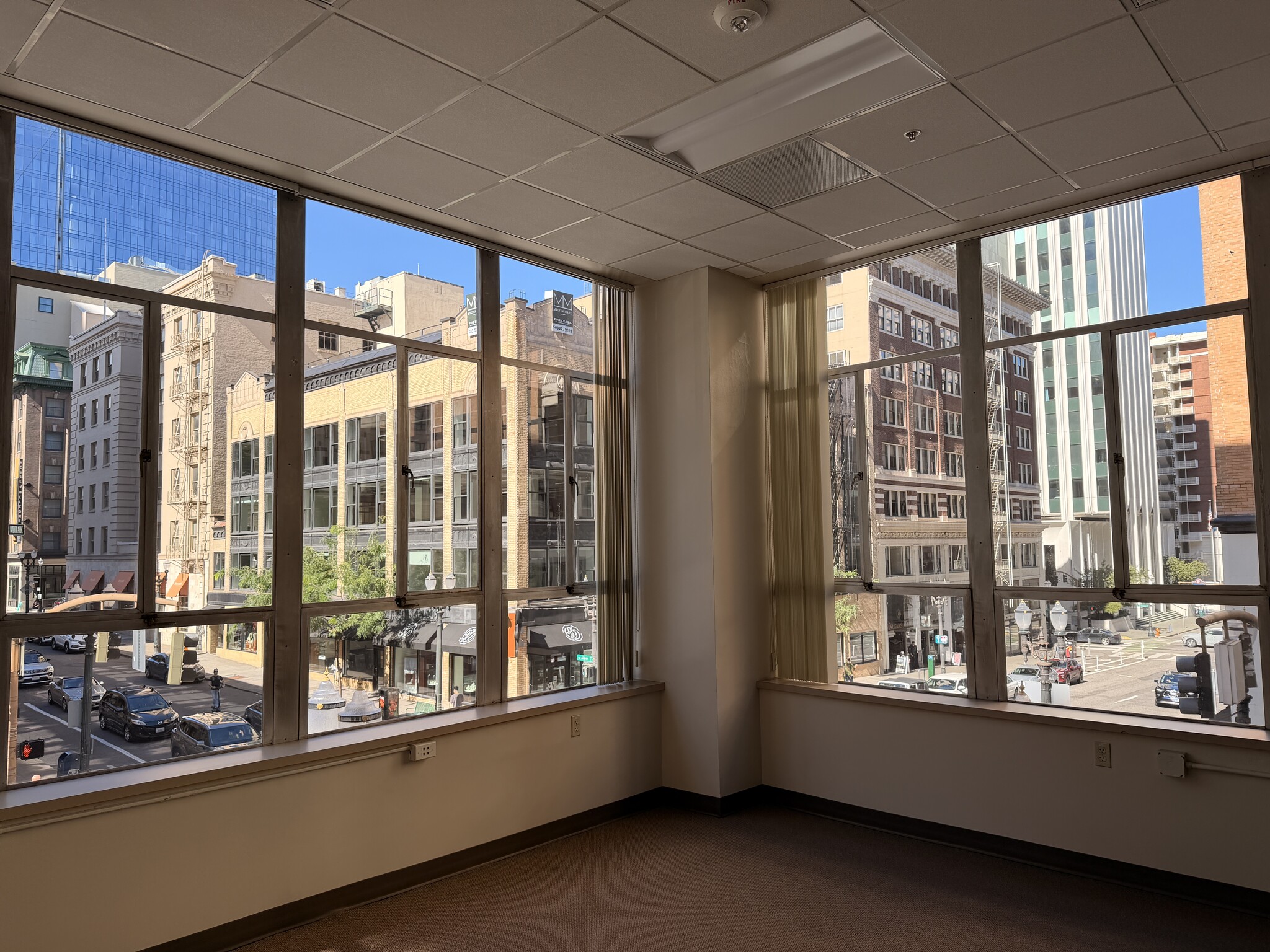 610 SW Broadway, Portland, OR for lease Interior Photo- Image 1 of 3