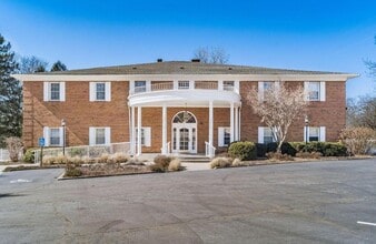 6649 N High St, Worthington, OH for lease Interior Photo- Image 1 of 5