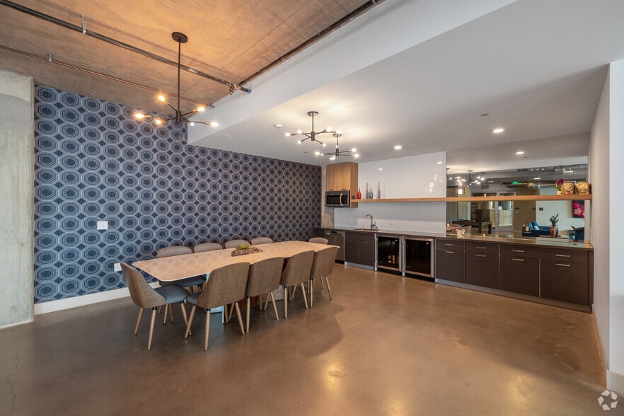 4061-4065 Glencoe Ave, Marina Del Rey, CA for lease - Interior Photo - Image 3 of 15