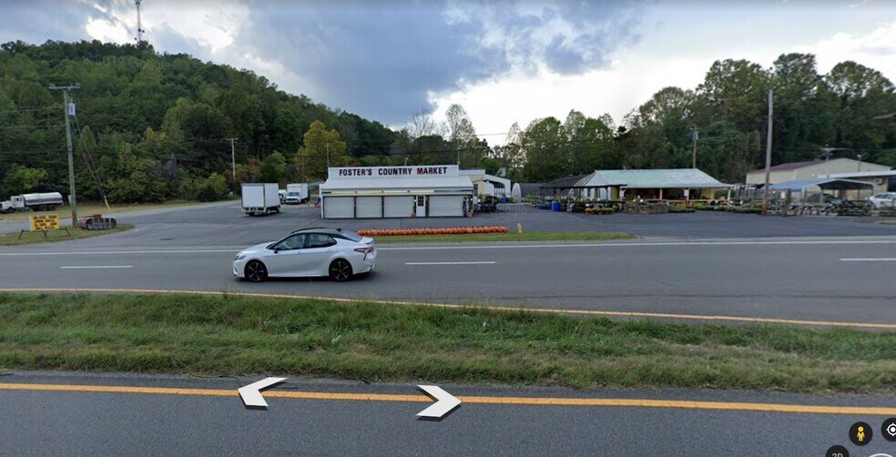 17175 Virgil H Goode Hwy, Rocky Mount, VA 24151