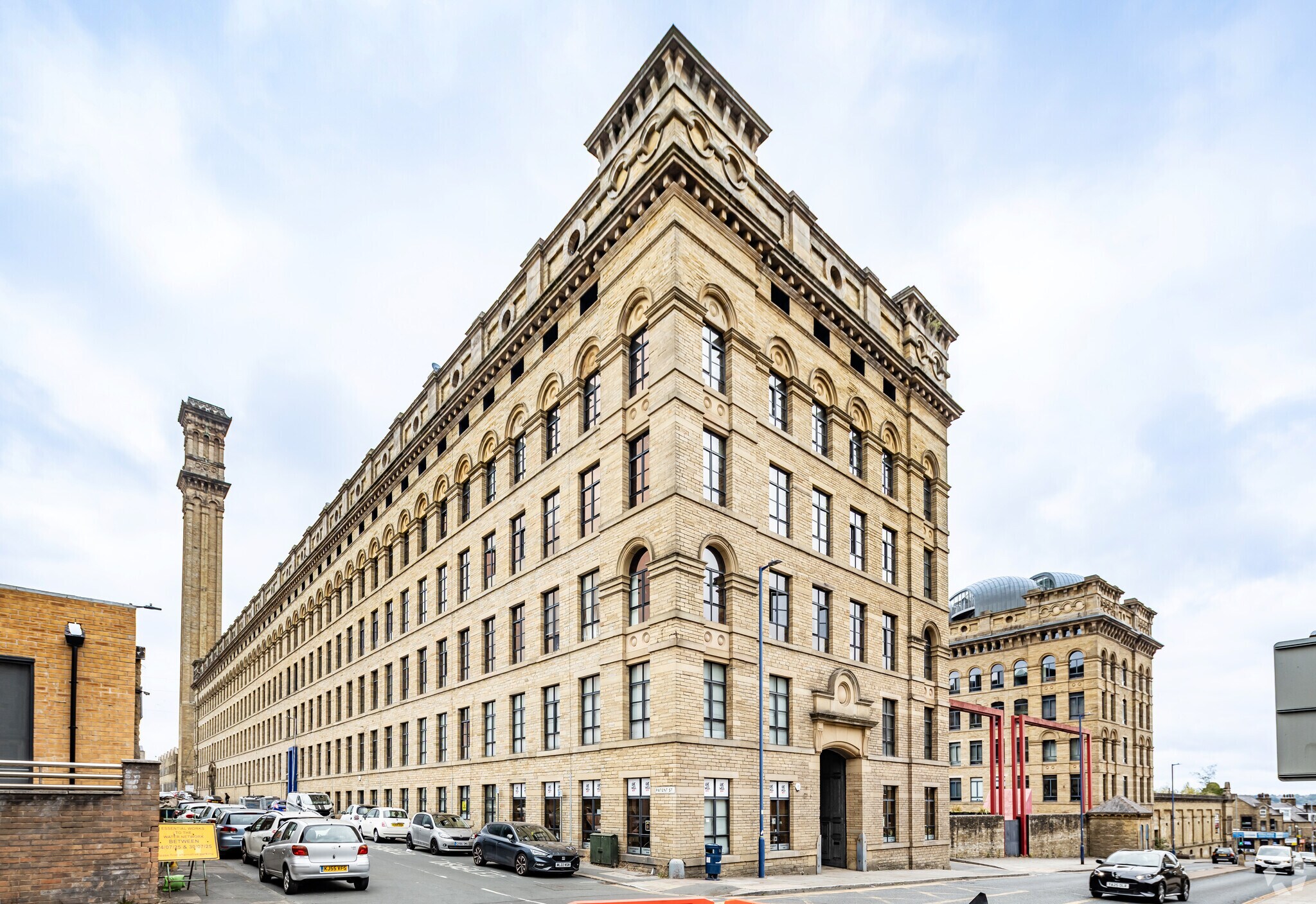 Lilycroft Rd, Bradford for sale Primary Photo- Image 1 of 1