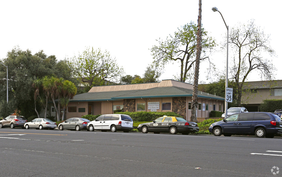 2790 Newhall St, Santa Clara, CA for lease - Primary Photo - Image 1 of 4