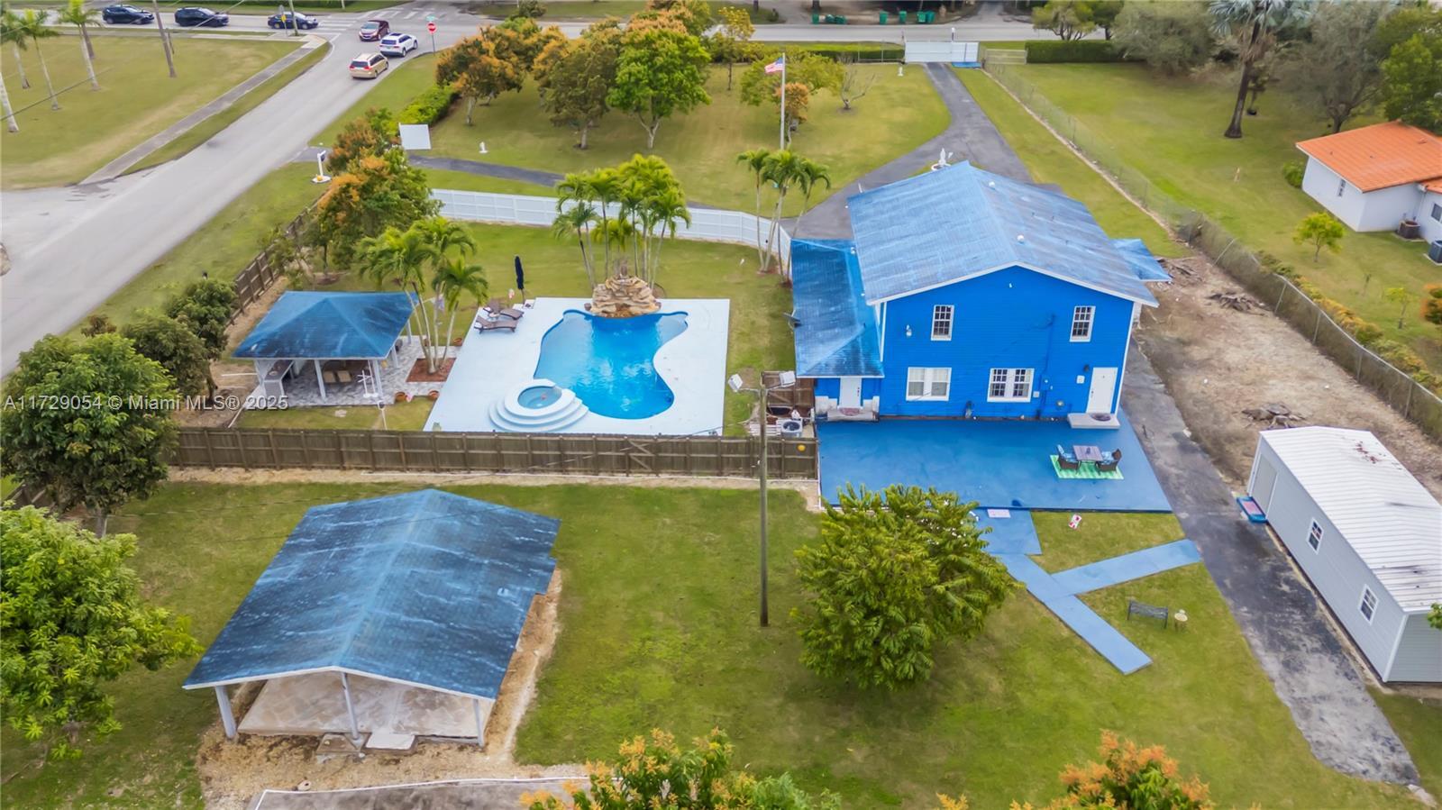17201 SW 296th St, Homestead, FL for sale Primary Photo- Image 1 of 1
