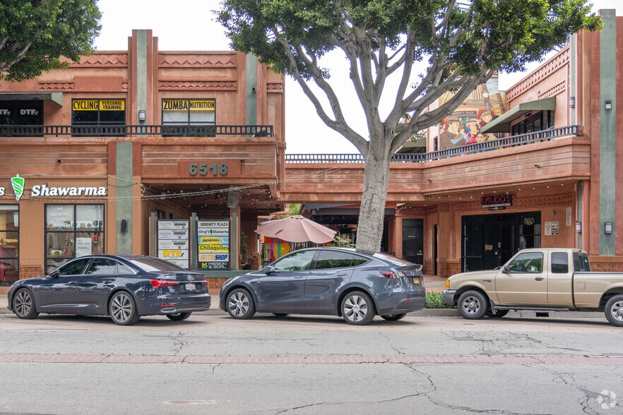 6518-6522 Greenleaf Ave, Whittier, CA for lease - Building Photo - Image 2 of 4