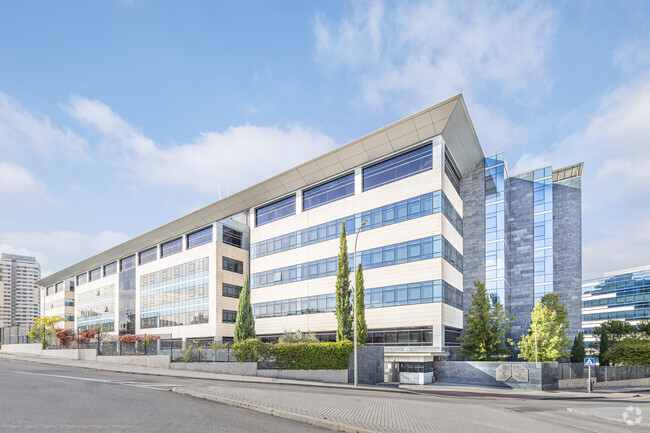 More details for Avenida De Fuente De La Mora, 1, Madrid - Office for Lease