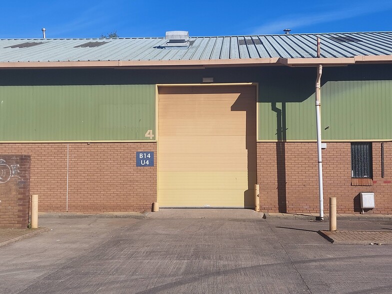 26 Glenfield Pl, Kilmarnock for lease - Building Photo - Image 2 of 12