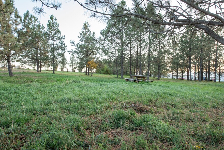 404 2nd St, Belfield, ND 58622 Belfield RV Park