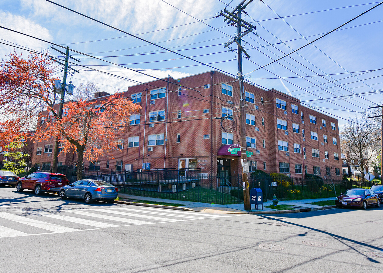 401 Chaplin St SE, Washington, DC 20019 - Bethune House | LoopNet