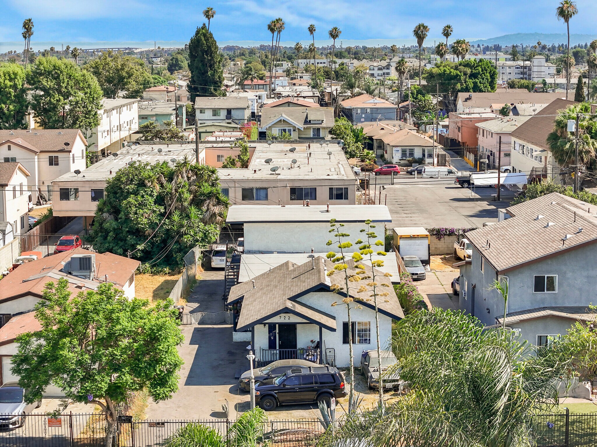 722 W 79th St, Los Angeles, CA for sale Building Photo- Image 1 of 1