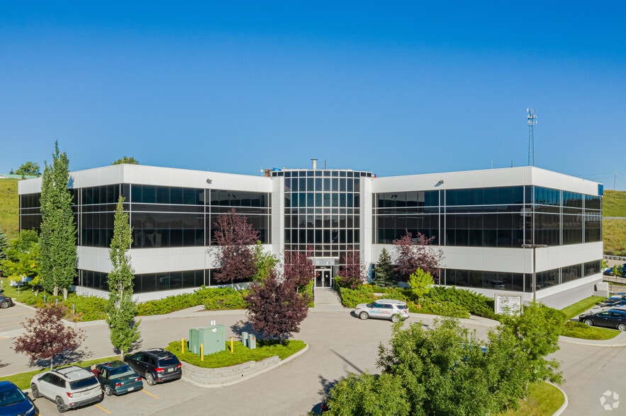 6807 Railway St SE, Calgary, AB for lease - Building Photo - Image 2 of 16