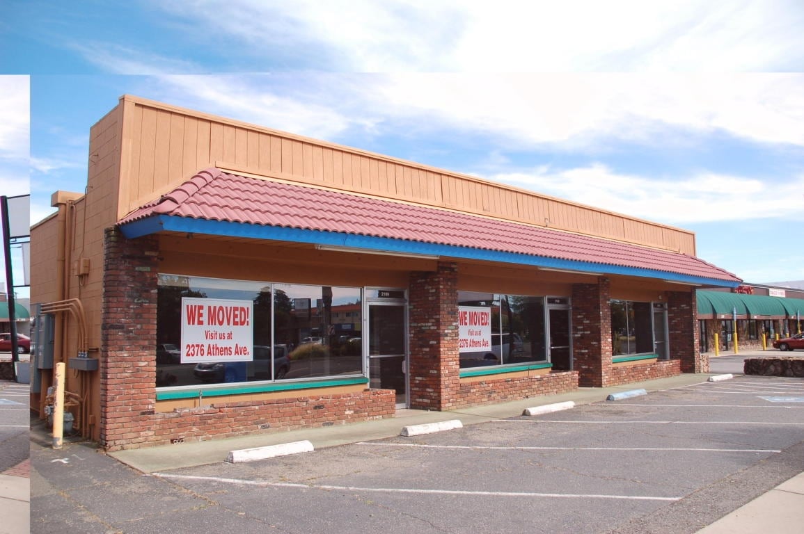 2105 Hilltop Dr, Redding, CA 96002