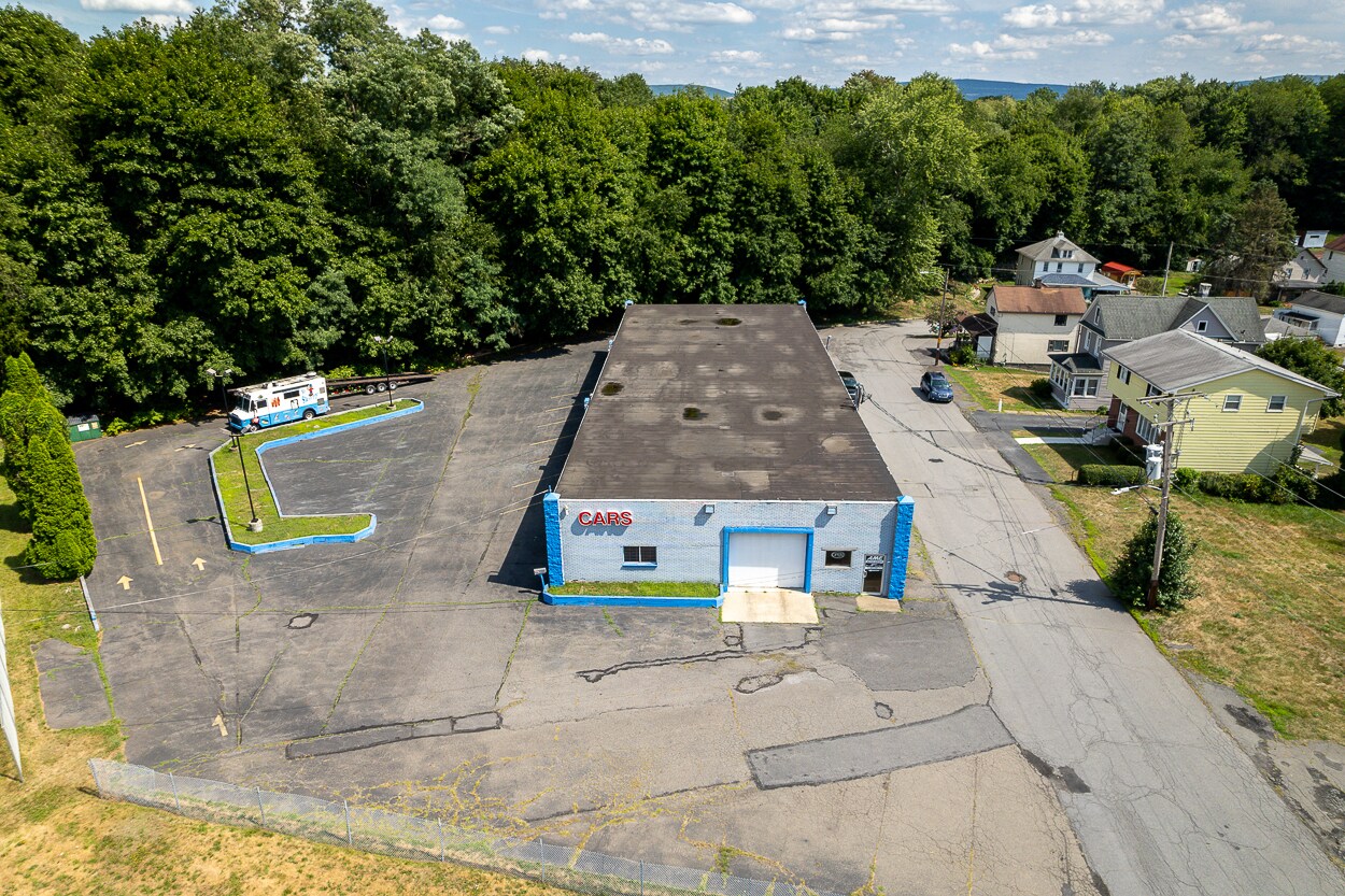 1700 N Keyser Ave, Scranton, PA 18508 Fulton Car Wash