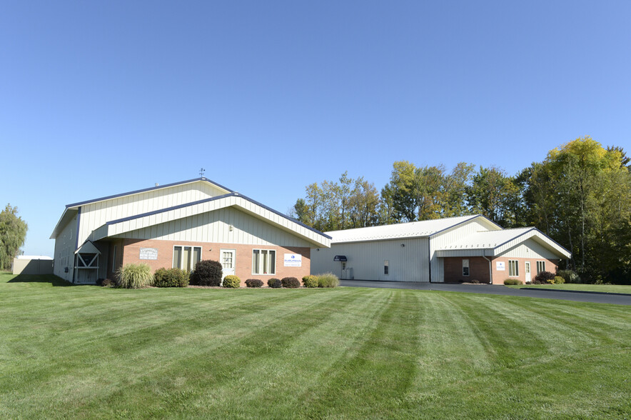 6327 Molloy Rd, East Syracuse, NY for sale - Building Photo - Image 1 of 1