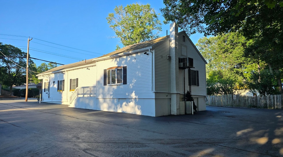 995 Washington St, Weymouth, MA for sale - Building Photo - Image 2 of 3