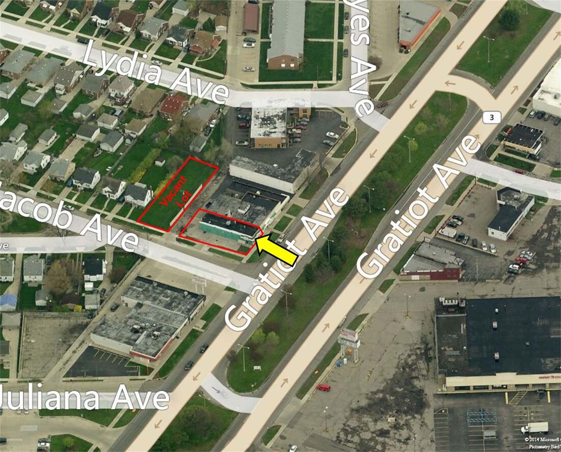 21007 Gratiot Ave, Eastpointe, MI 48021