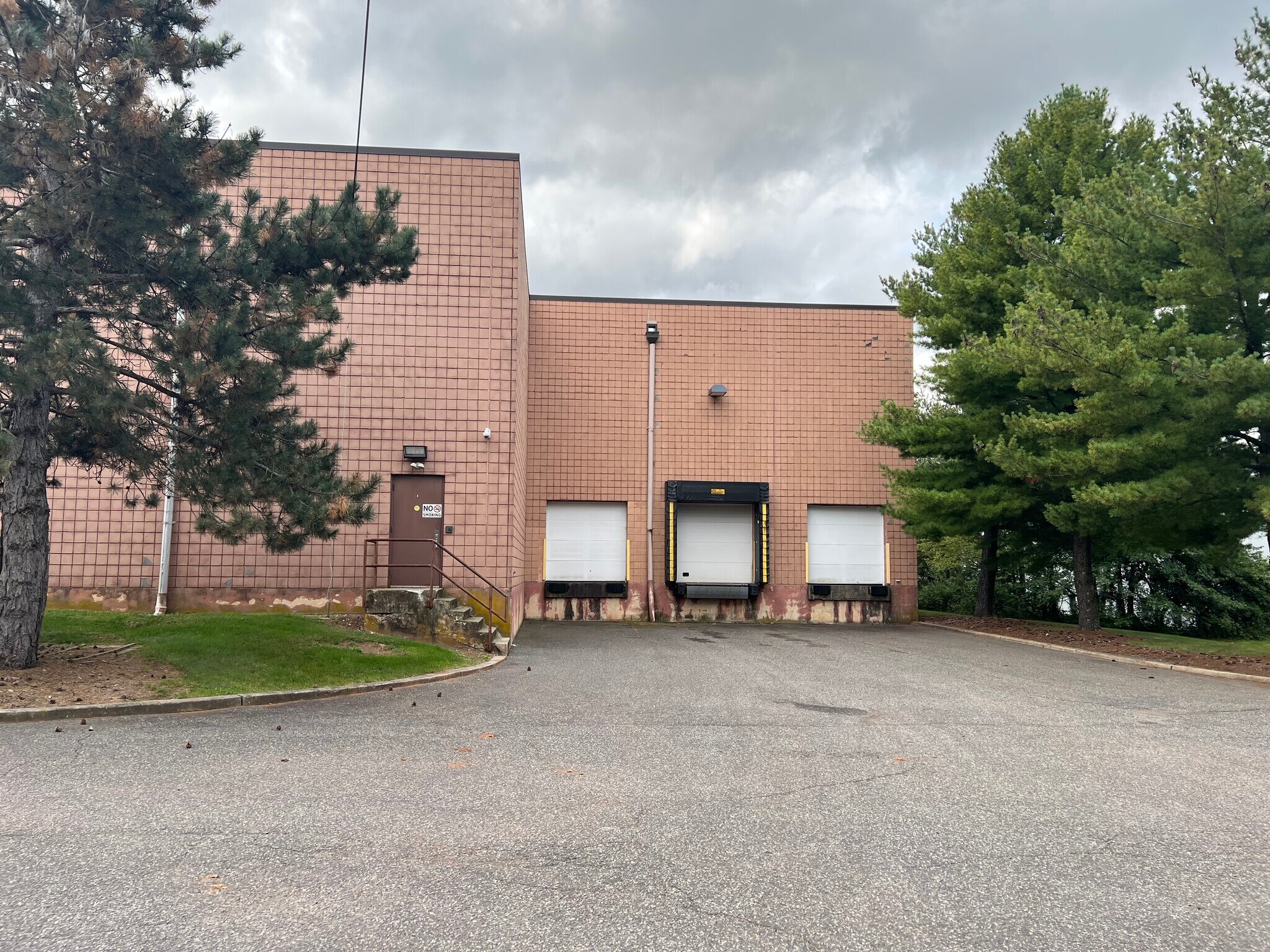 120 Clyde Rd, Somerset, NJ 08873 Bldg 1