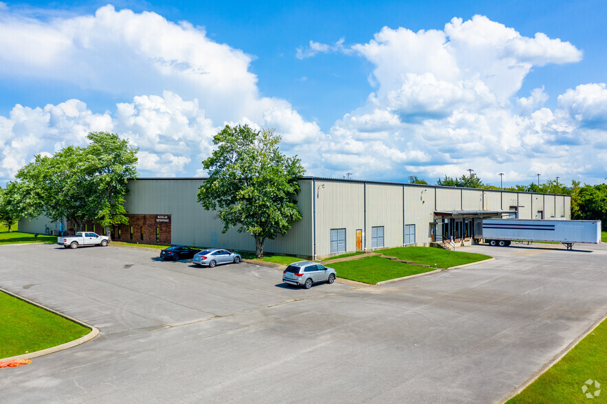 2008 Johnson Industrial Blvd, Nolensville, TN for sale - Building Photo - Image 1 of 1