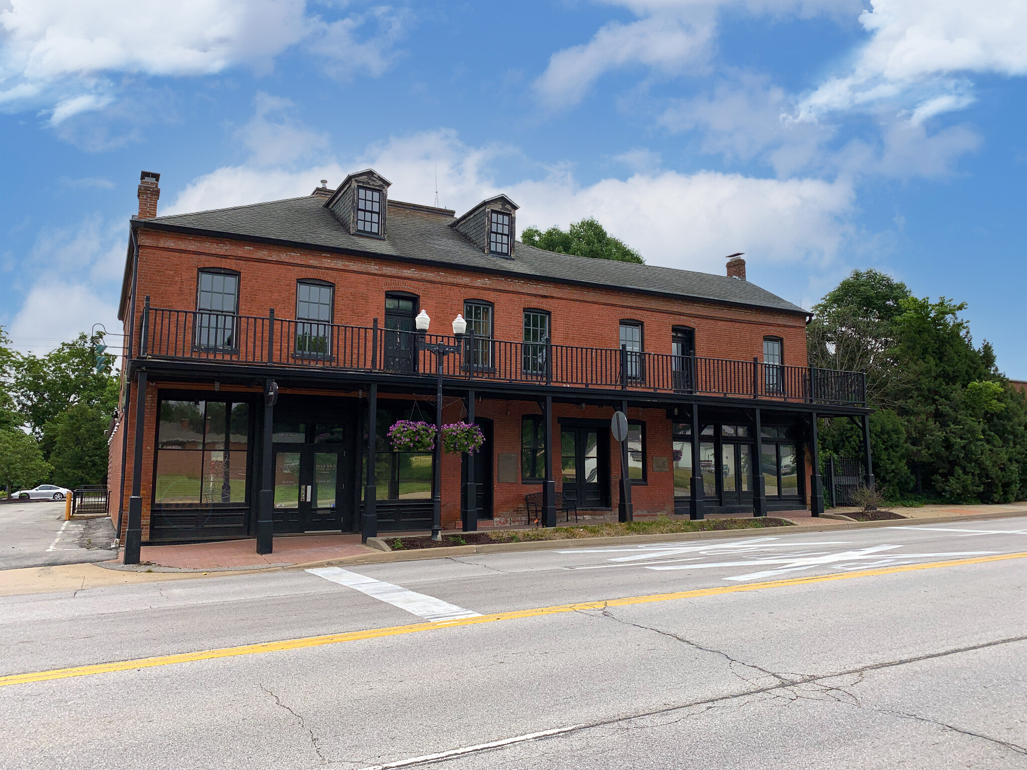 108 S Main St, O'Fallon, MO for sale Primary Photo- Image 1 of 1