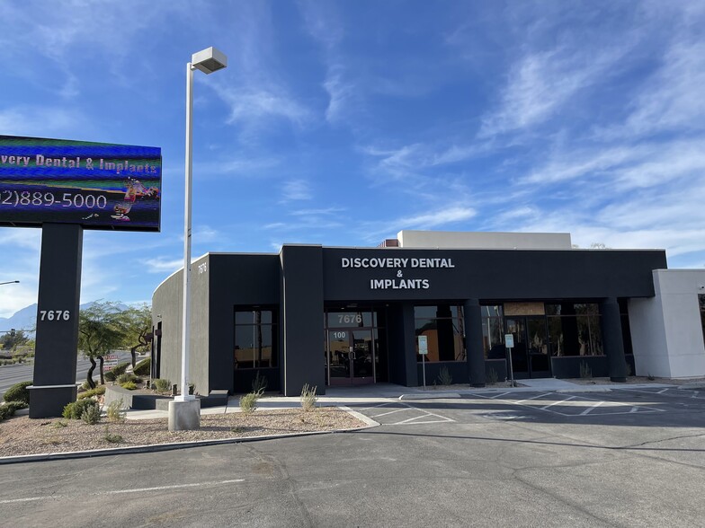 7676 W Lake Mead Blvd, Las Vegas, NV for lease - Building Photo - Image 2 of 4