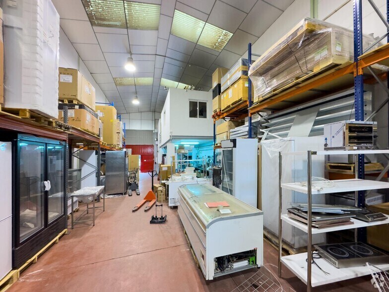 Industrial in Valdemoro, Madrid for sale - Building Photo - Image 1 of 1