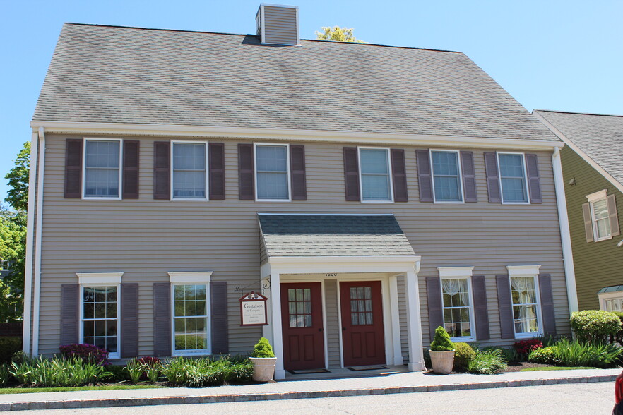 1866 Commerce St, Yorktown Heights, NY for sale - Building Photo - Image 1 of 11