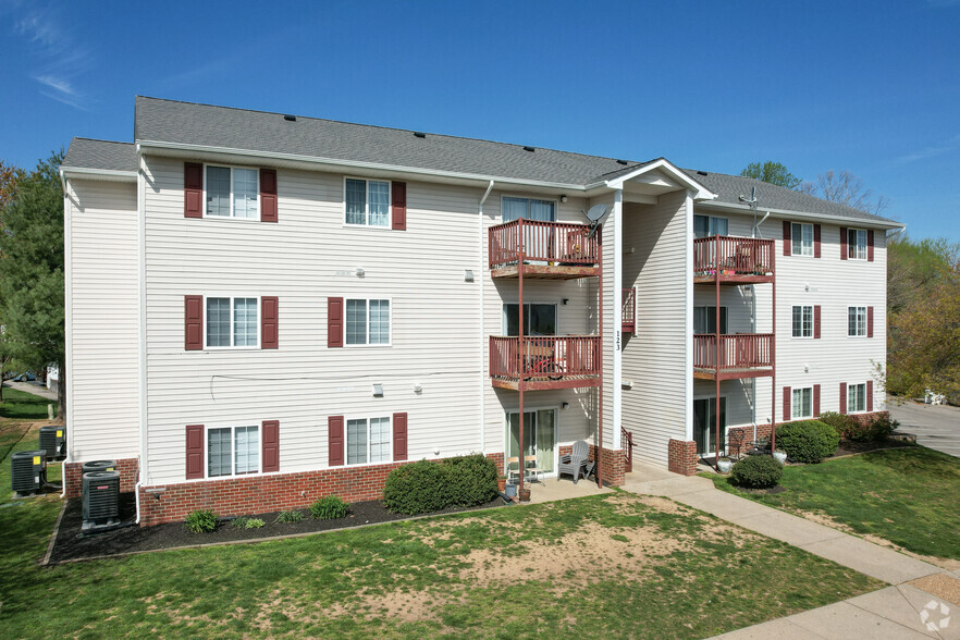 111-123 N 16th St, Purcellville, VA for sale - Primary Photo - Image 1 of 1