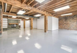 59-71 Rue De Brésoles, Montréal, QC for lease Interior Photo- Image 2 of 5