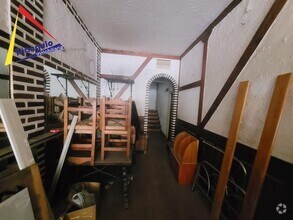 Retail in Segovia, Segovia for lease Interior Photo- Image 2 of 3